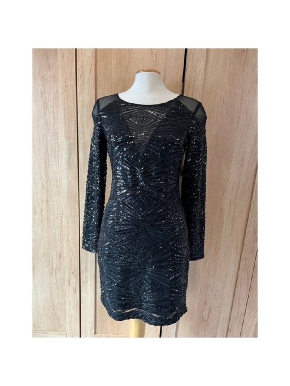Dynamite Black Sequin Geometric‎ Diamond Mesh Long Sleeve Bodycon Mini Dress M